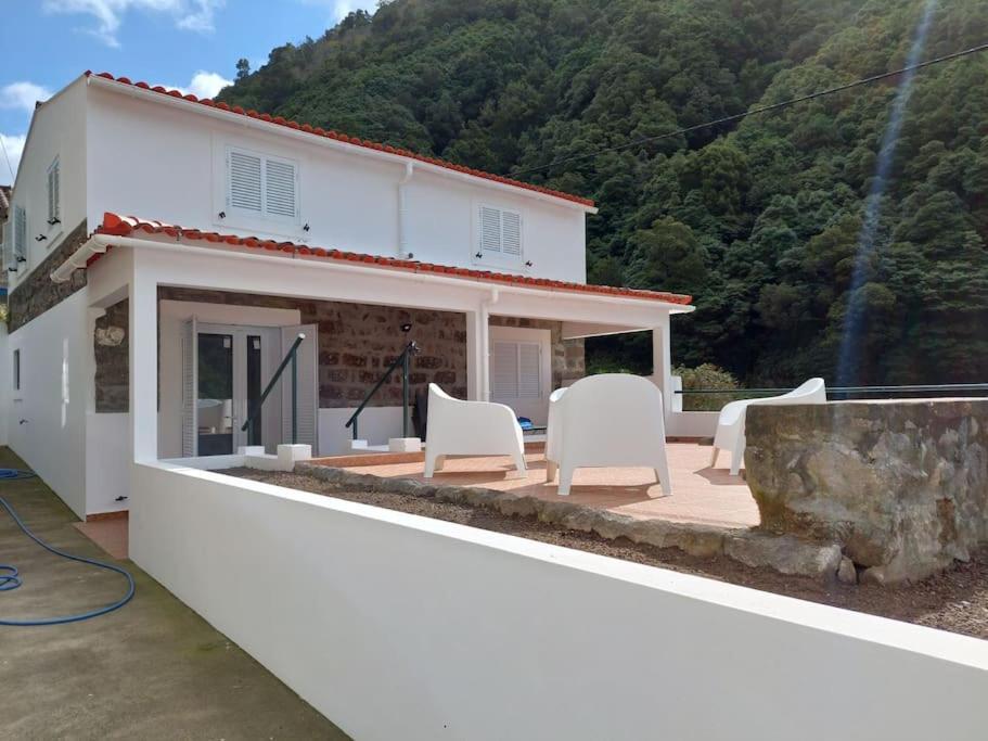 Вилла Casa Do Sanguinho Faial da Terra Экстерьер фото